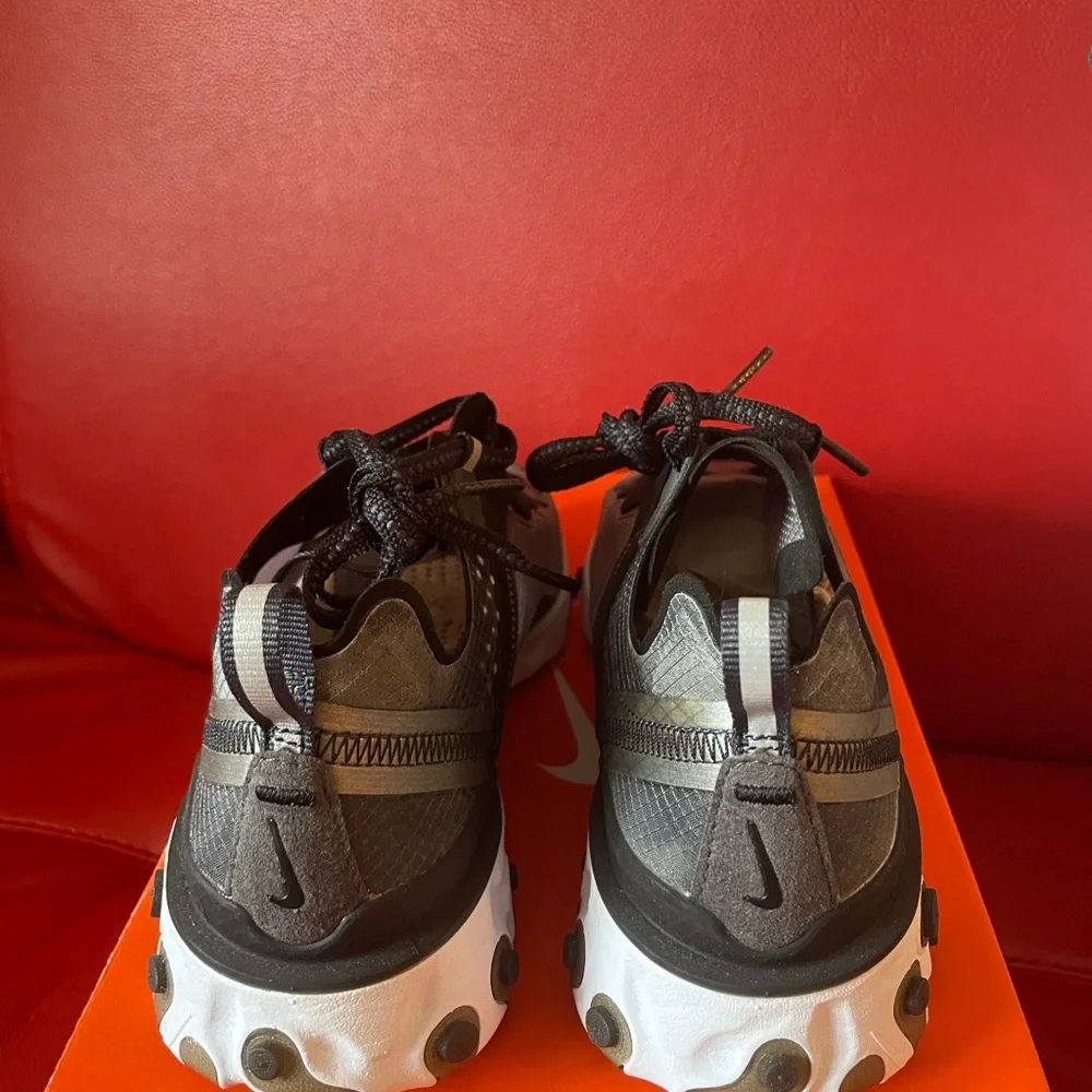 Nike React Element 87
“Anthracite” Sz 5 Men’s // Women’s 6.5 - Picture 5 of 5